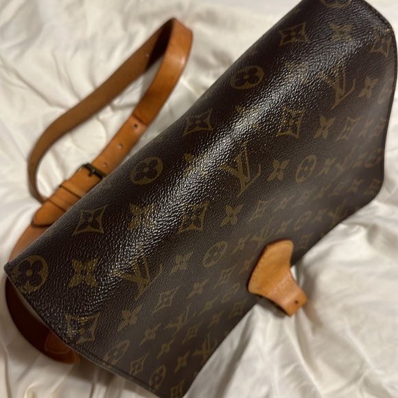 Louis Vuitton Cartouchiere Monogram MM Vintage LV Crossbody Messenger Bag/Pouch - Picture 7 of 15
